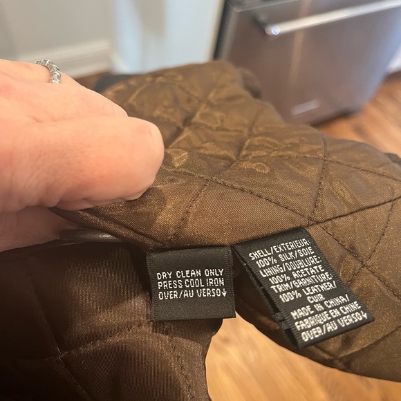 Linda Allard Ellen Tracy Quilty Long Coat w/Leather Trim and belt - Picture 15 of 15